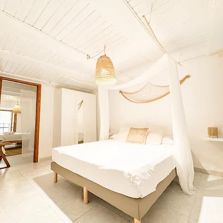 Apartment Kalma - Authentic Sardinian At The Picturesque Street Of Old Town Cagliari